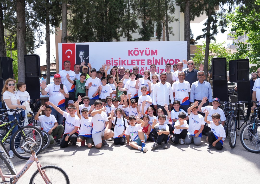 Başkan Kotan Konyaaltililar İle Bi̇si̇klet Sürdü (6)