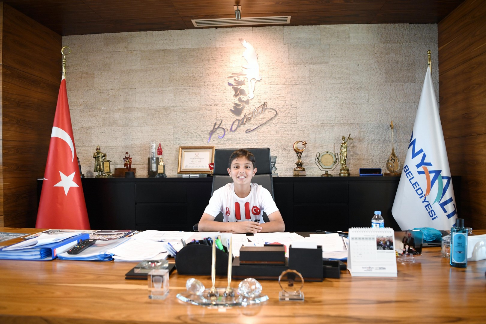 Başkan Kotan Şampi̇yonlari Ağirladi (3) (Large)