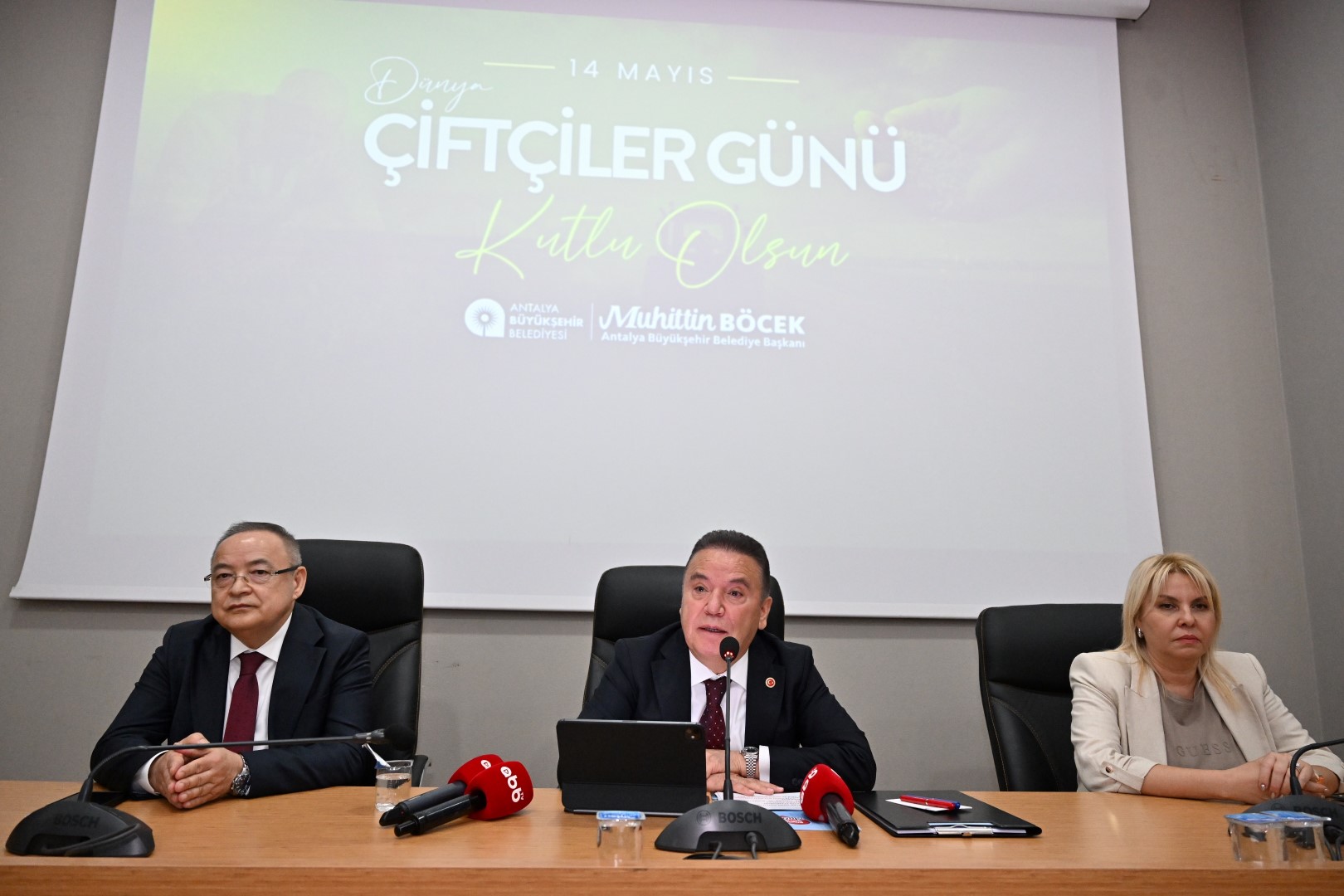 Başkan Muhittin Böcek Çiftçilerle Bir Araya Geldi (6) (Large)