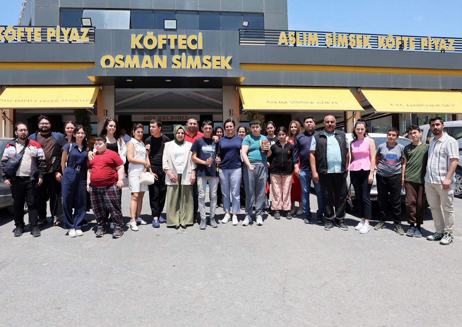 Belediye Başkanı Yıldırım’ın Eşinden Anlamlı Ziyaret (1) (Large)
