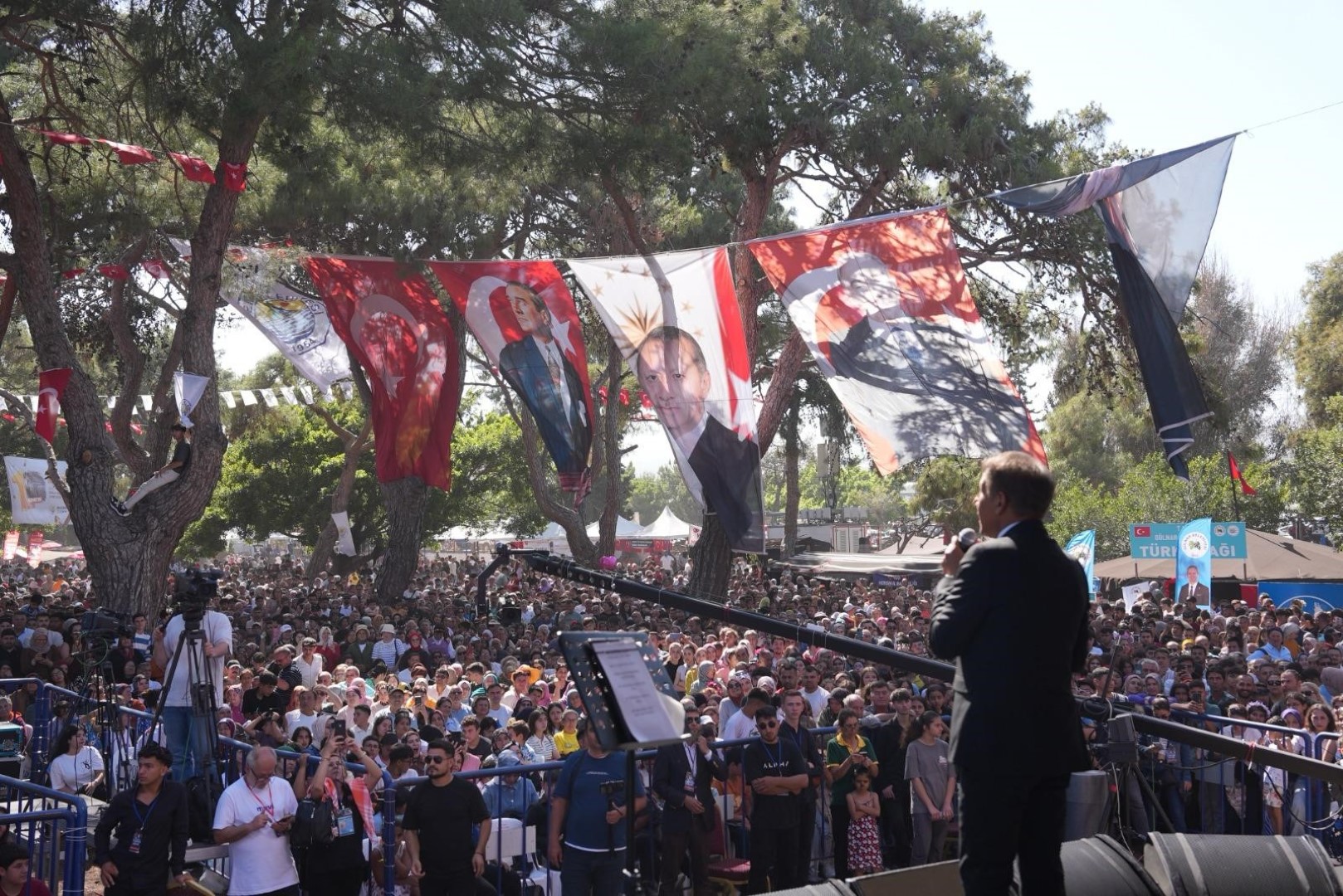 Binlerce Kişi Geldi Geleneksel Türkmen Şöleni Coşkulu Geçti (4) (Large)