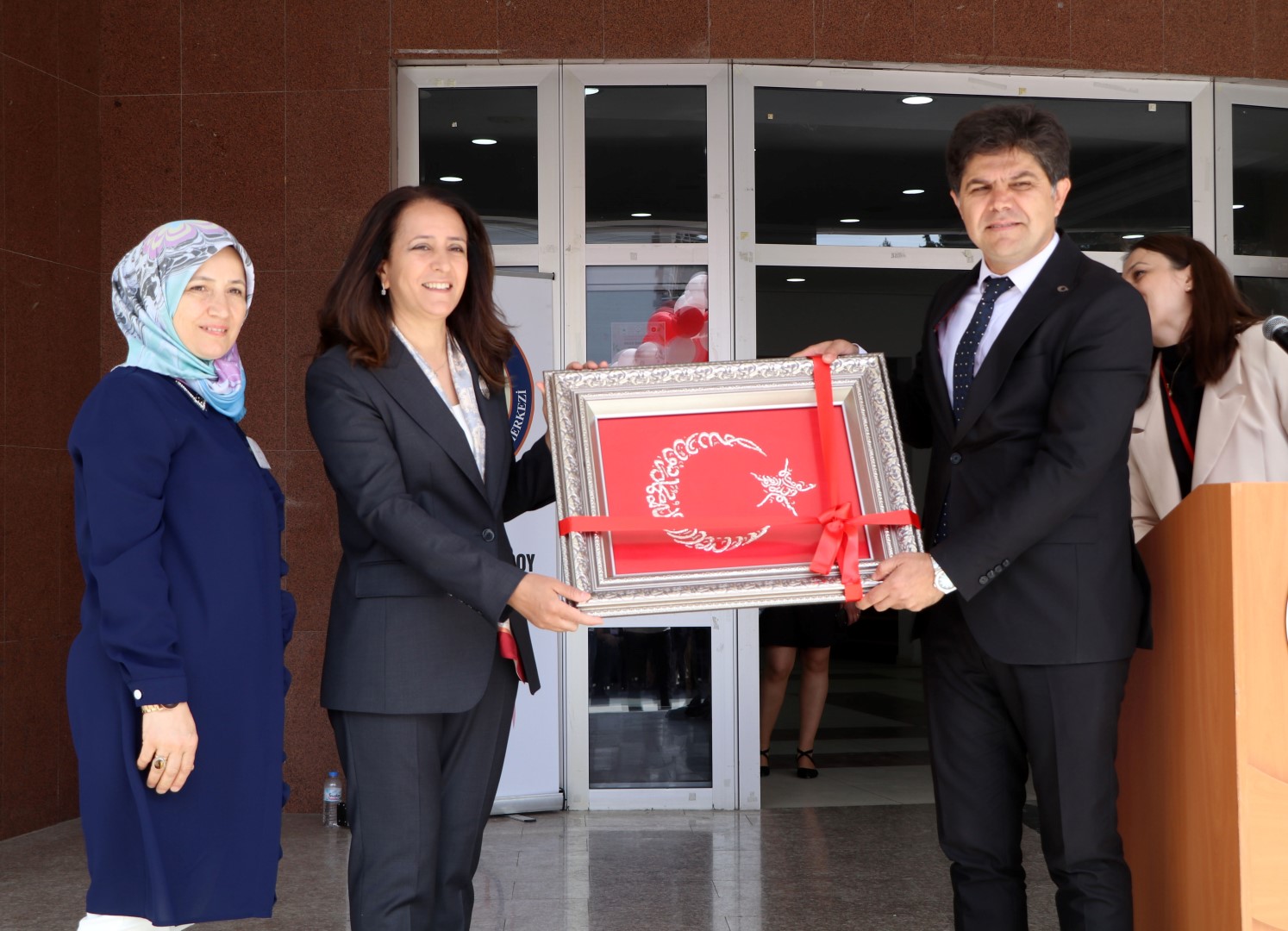 Burdur Hemin Onur Yili 736425 217489 (Large)