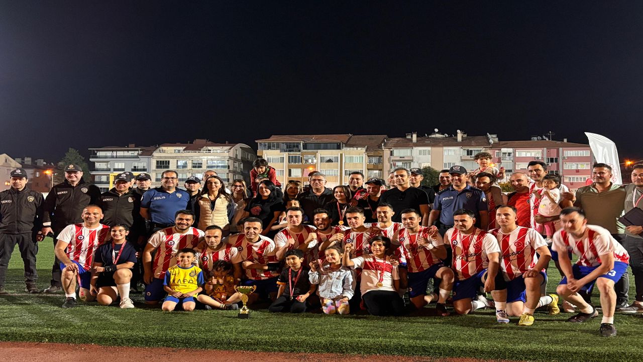 Burdur Kamu Spor Oyunları Mini Futbol Turnuvasi (3)