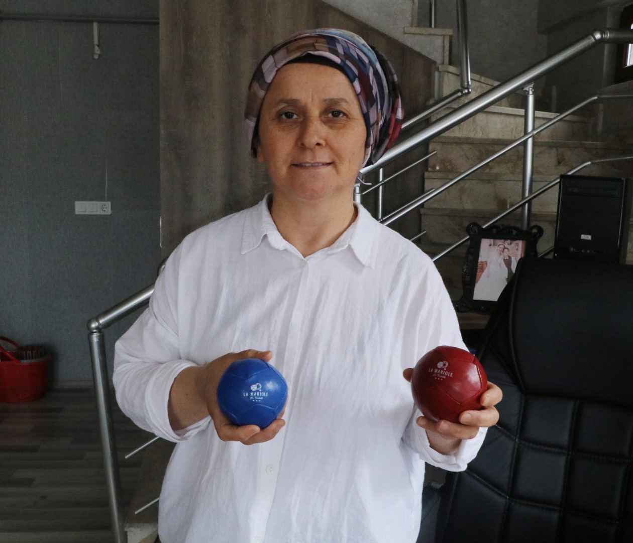 Fransanin Bocce Toplari Burdurlu Kadinl 696471 206245 (Large)