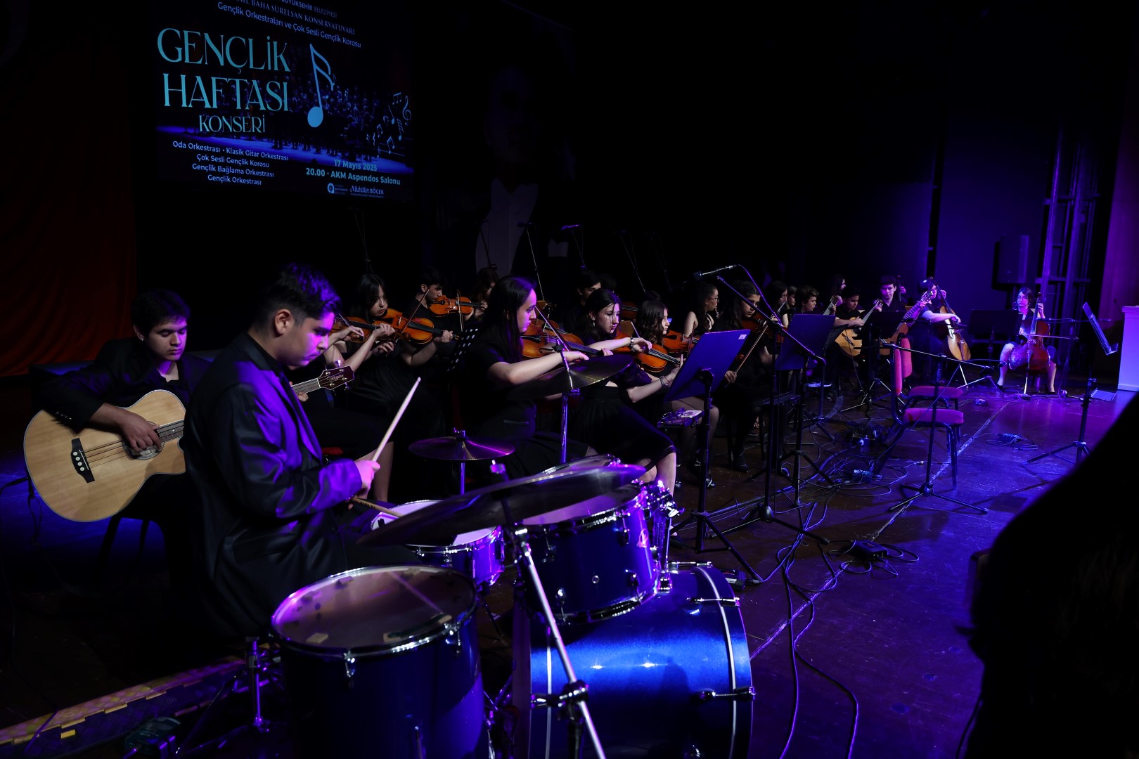 Gençlik Haftası’nda Antalya’da Müzik Dolu Gece (8) (Large)
