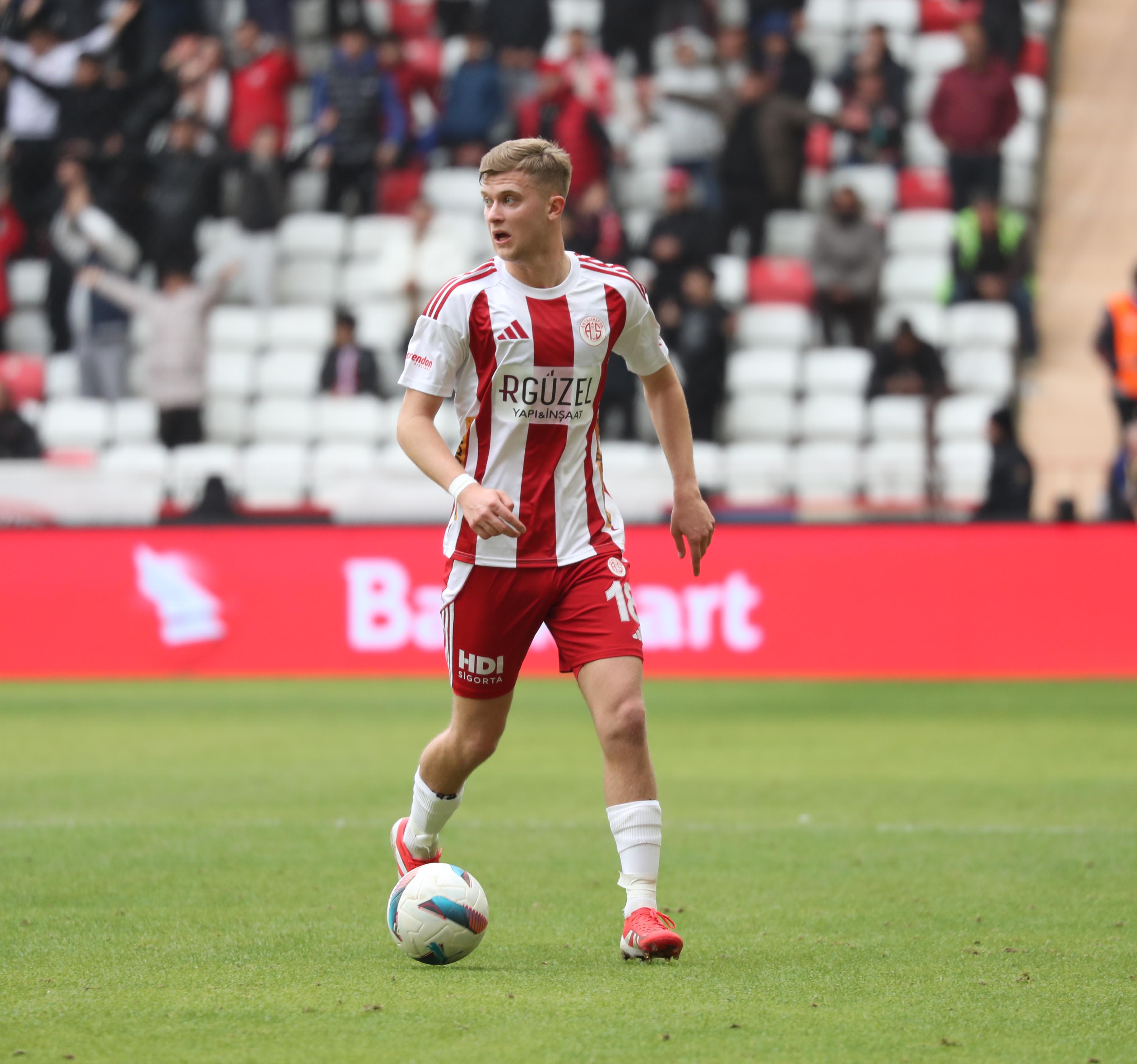 Jakub Kaluzinski (89)