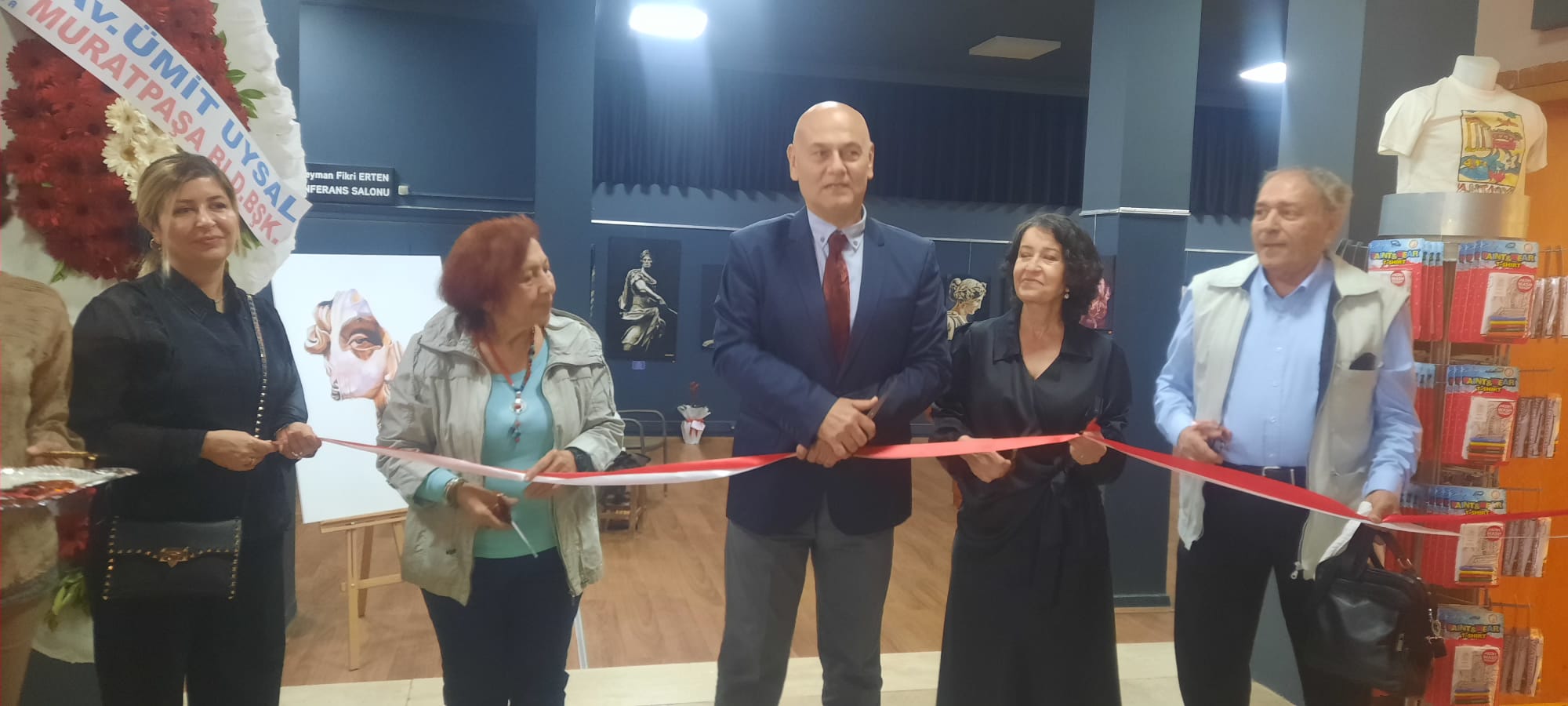 Kadınlar Hayallerini Tuvallere Aktar (1)-1