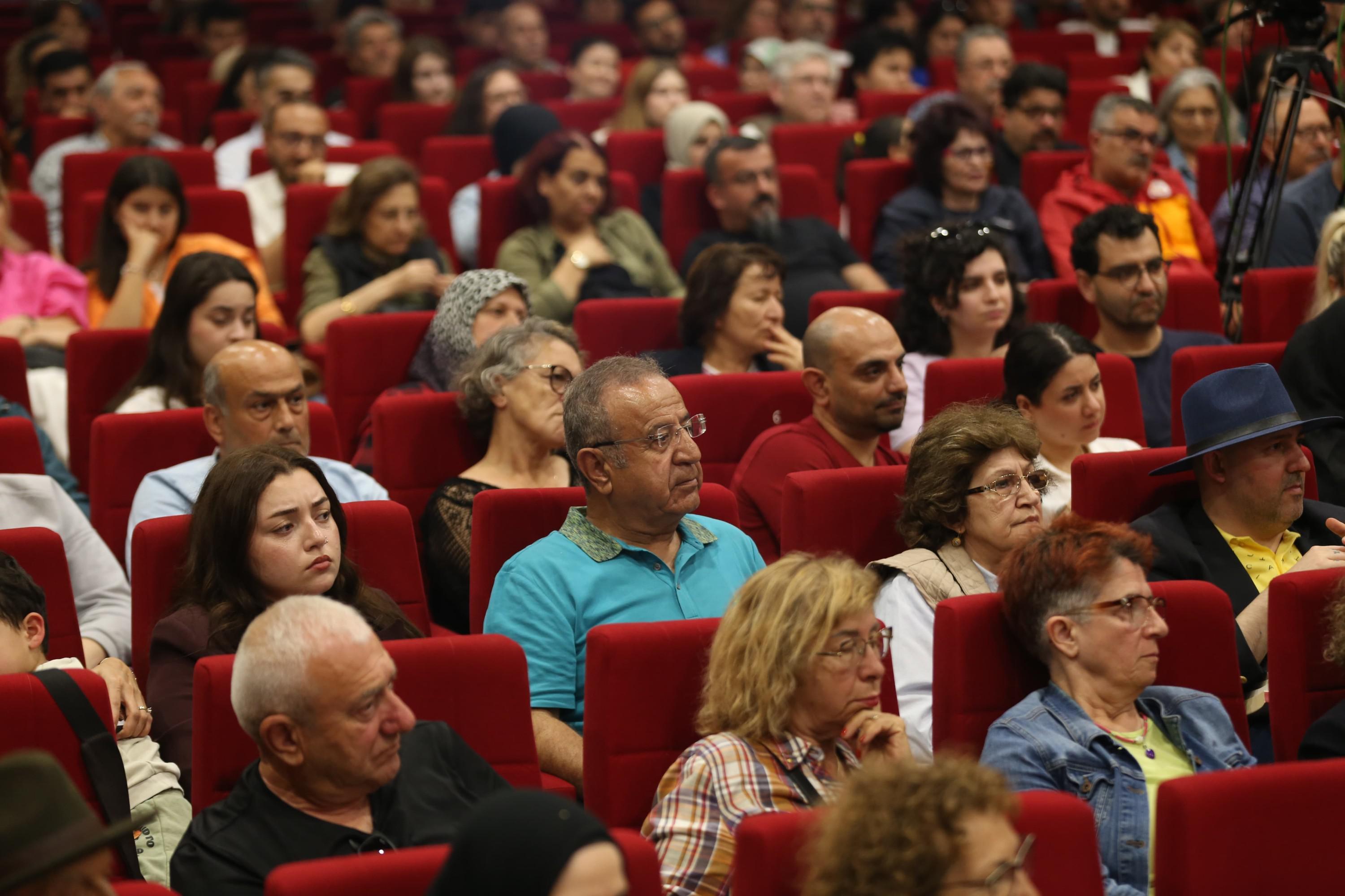 Kepez Kitap Fuari Ile Antalyada On Gunluk Kultur Soleni 7
