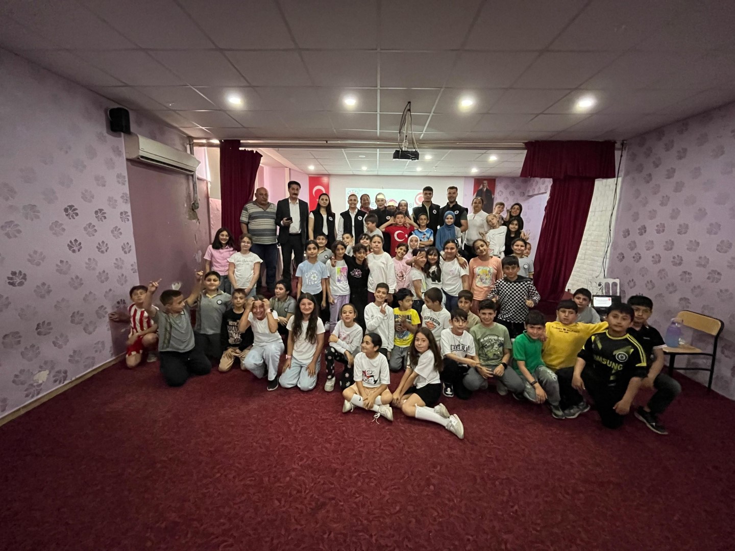Kepezde Afet Farkindalik Seferberligi Mahalle Mahalle Egitim 3 (Large)