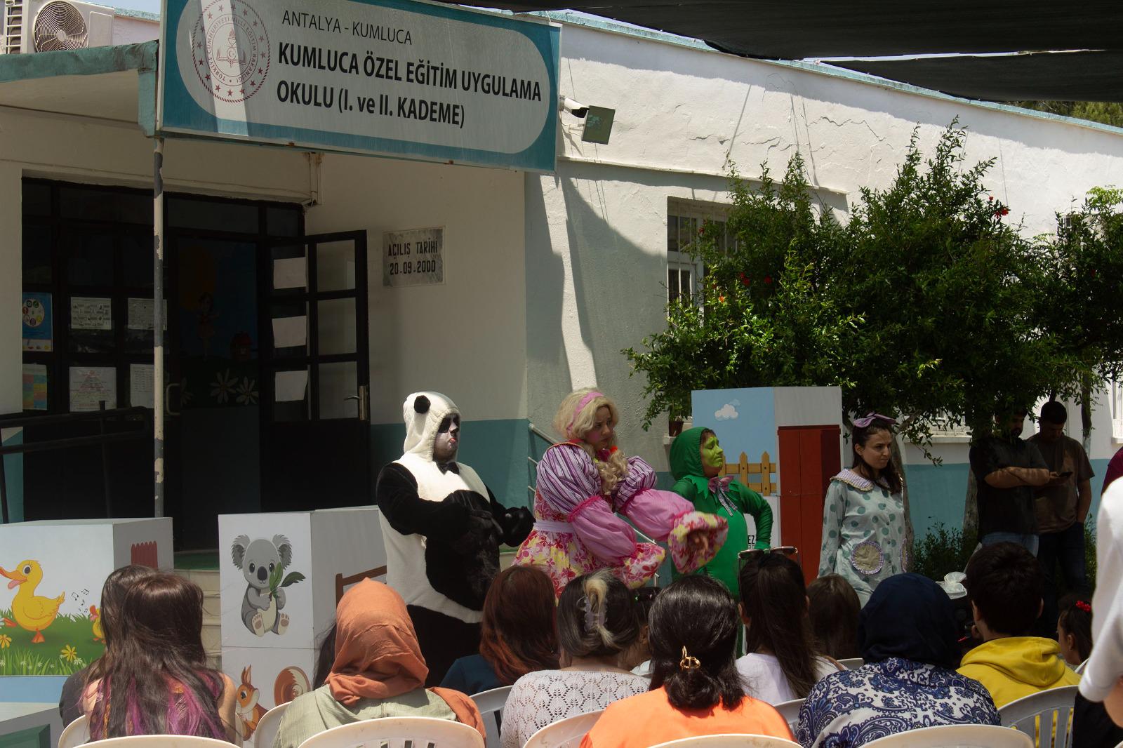 Kepezden Cocuklara Masal Gibi Tiyatro Gosterisi 5