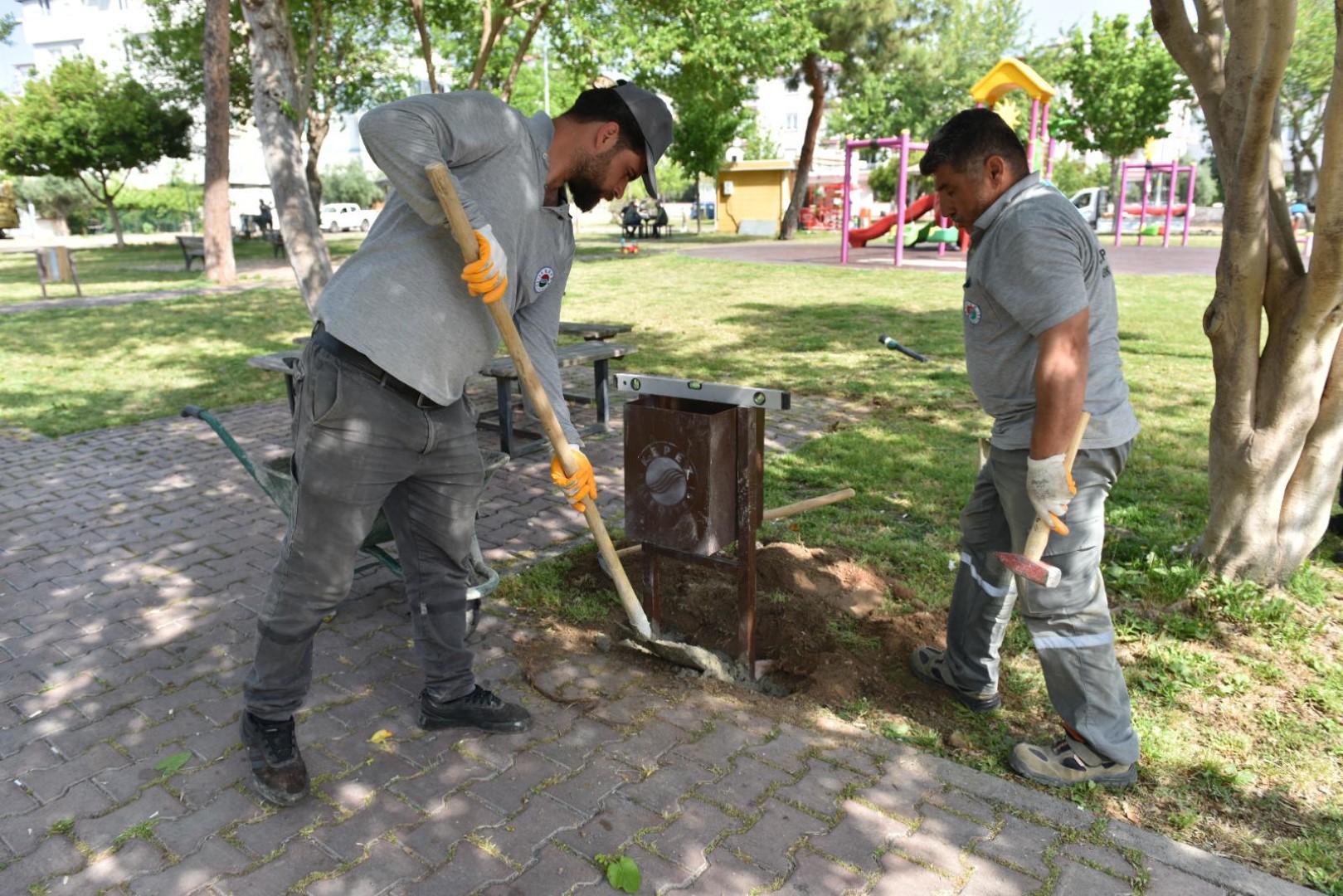 Kepezin Parklari Guzellesiyor 8 (Large)