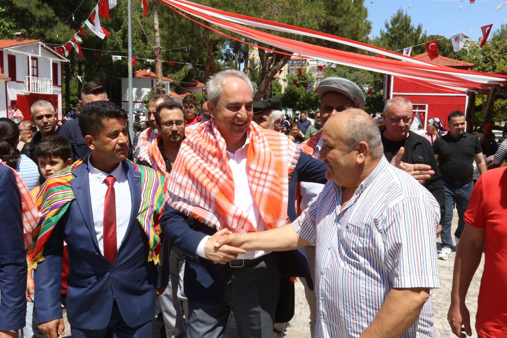 Keskek Soleni, Yorukleri Dokumaparkta Bulusturdu 4 (Large)