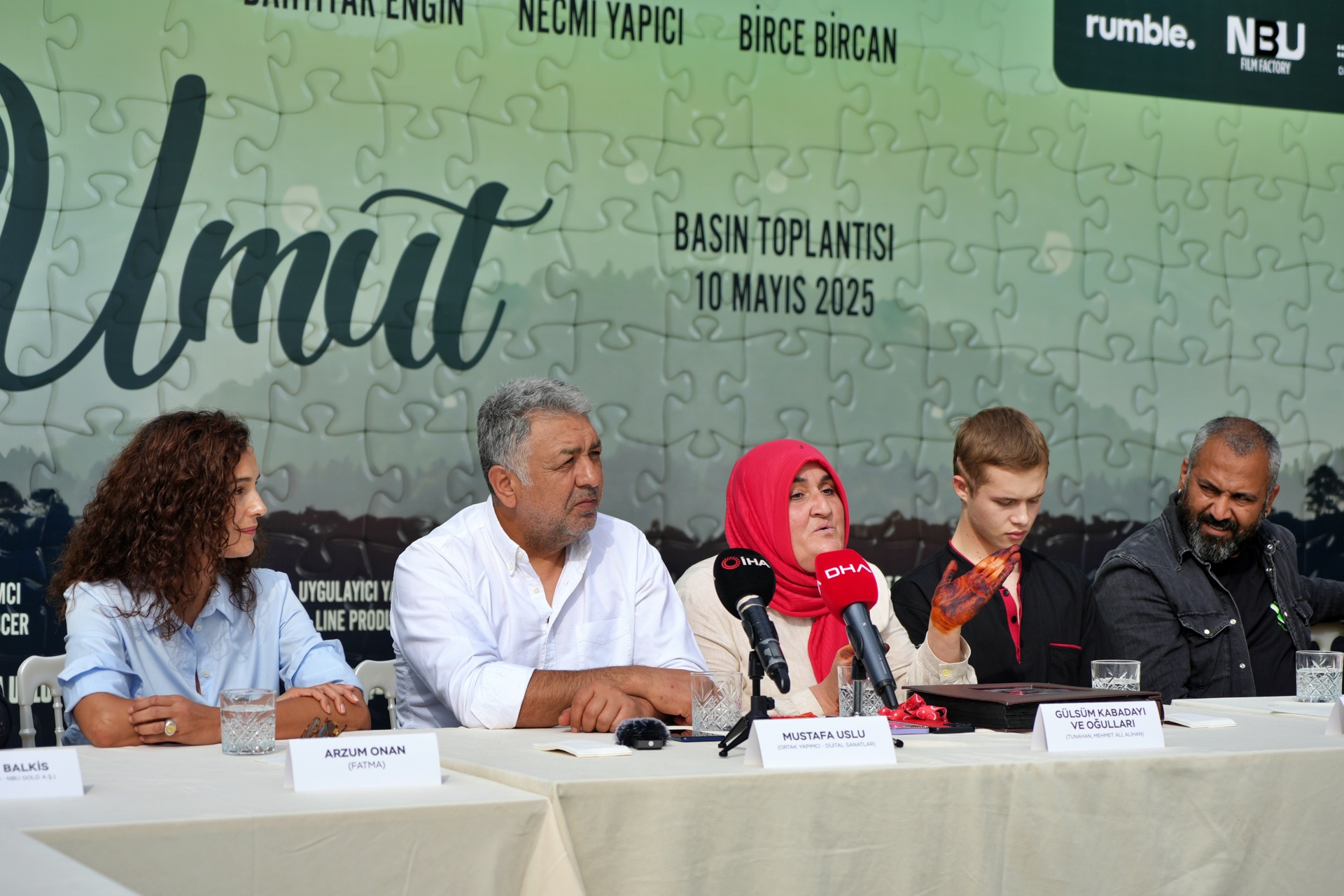 Kimliği Belirsiz Felçli Rus Gence 10 Yıl Annelik Yapan Gülsüm Ananın Hayatı Film Oluyor (2)