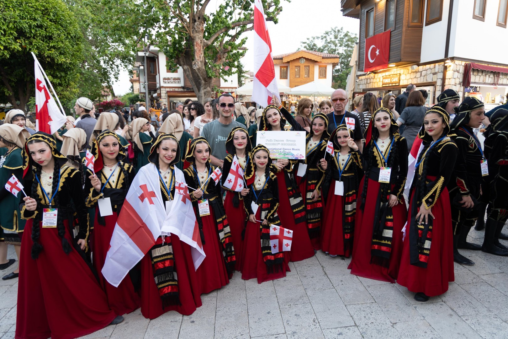 Manavgat Belediyesi Dans Ve Müzik Festivali’nden Muhteşem Açılış (3) (Large)