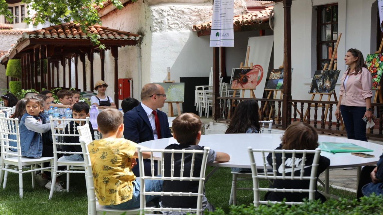 Mentesede Cocuklar Toprakla Bulustu (3)