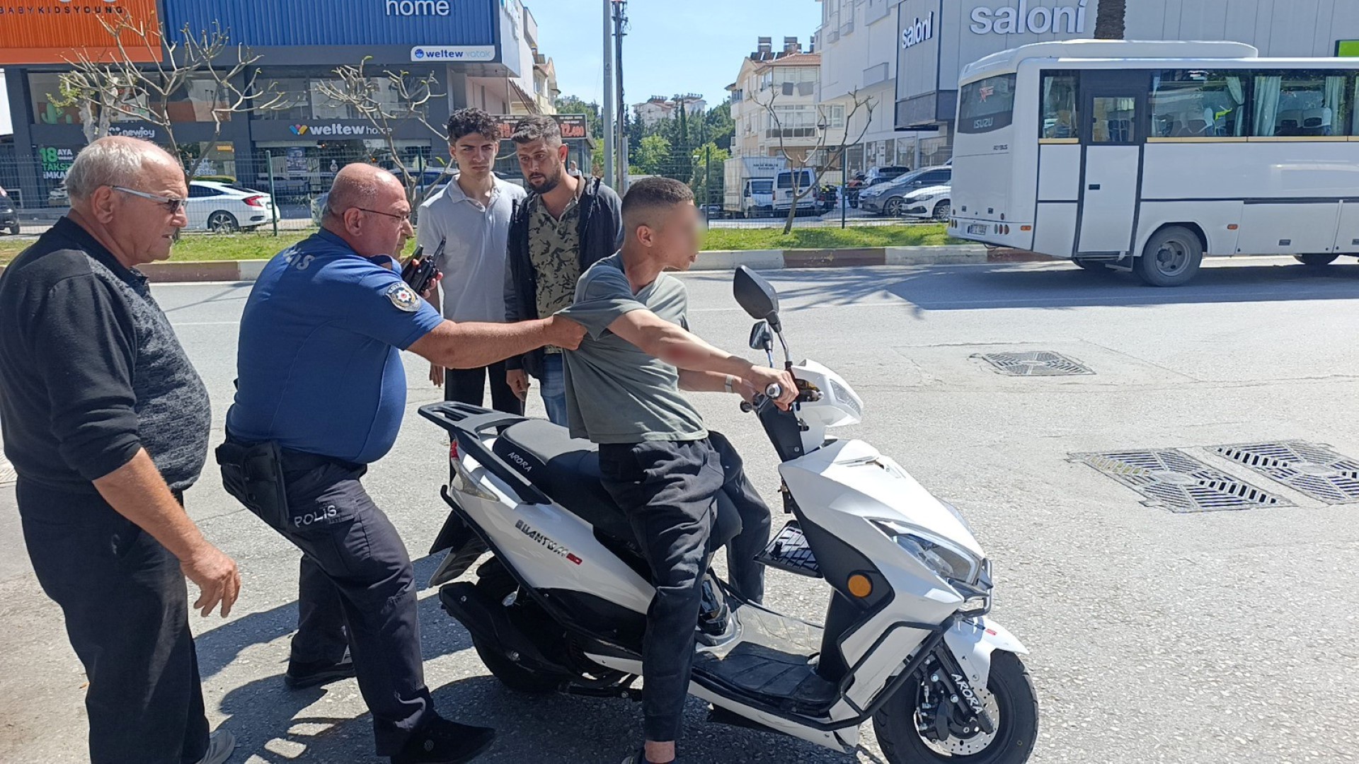Peş Peşe Motosiklettt (3)