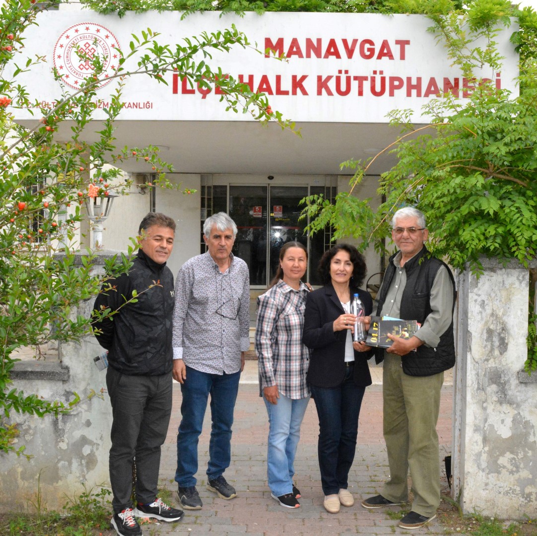 Suya Birakilan Mektuplardan Biri Daha Bu 688650 204047 (Large)