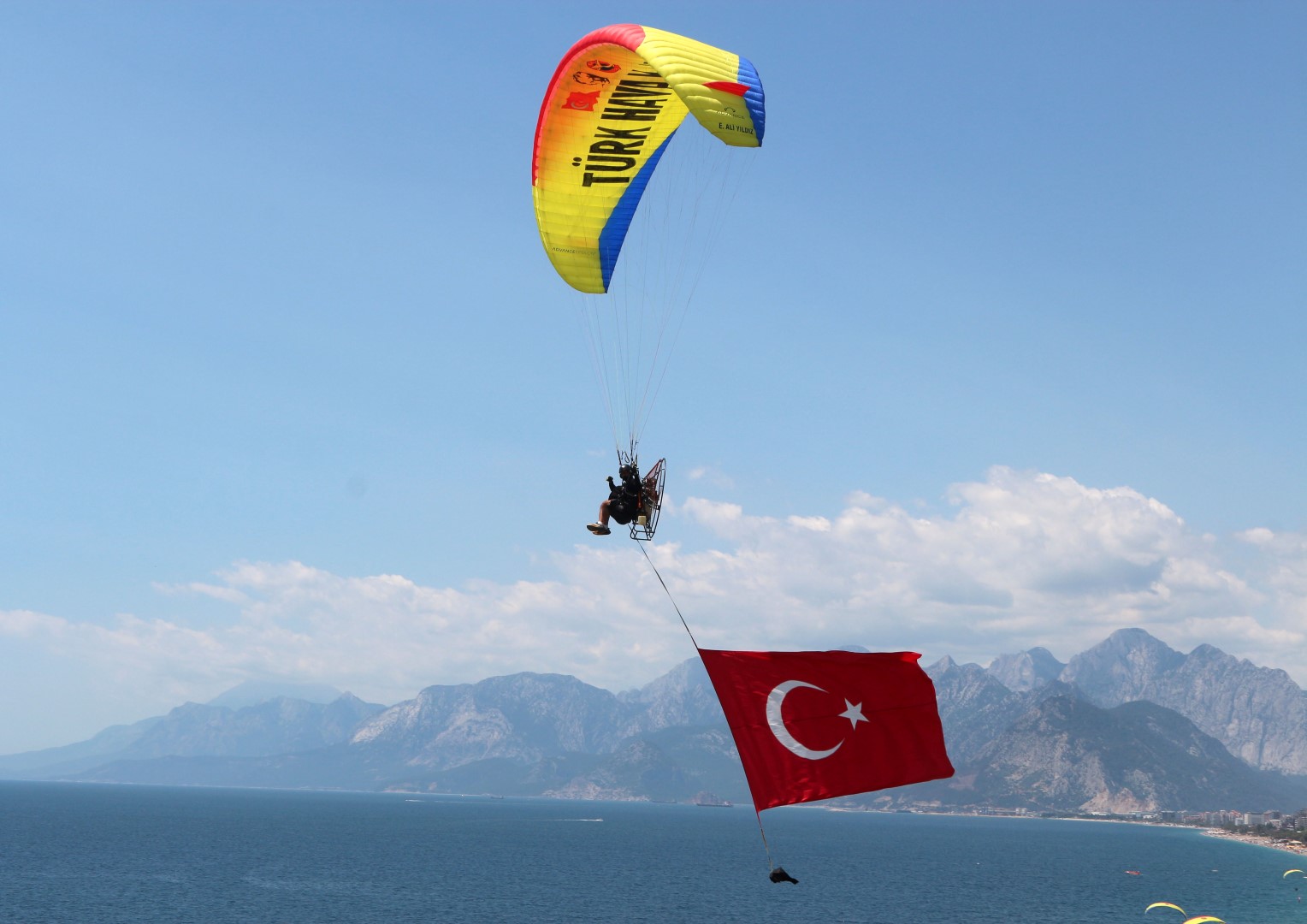 Thkdan 19 Mayista Antalya Semalarinda 720917 213114 (Large)