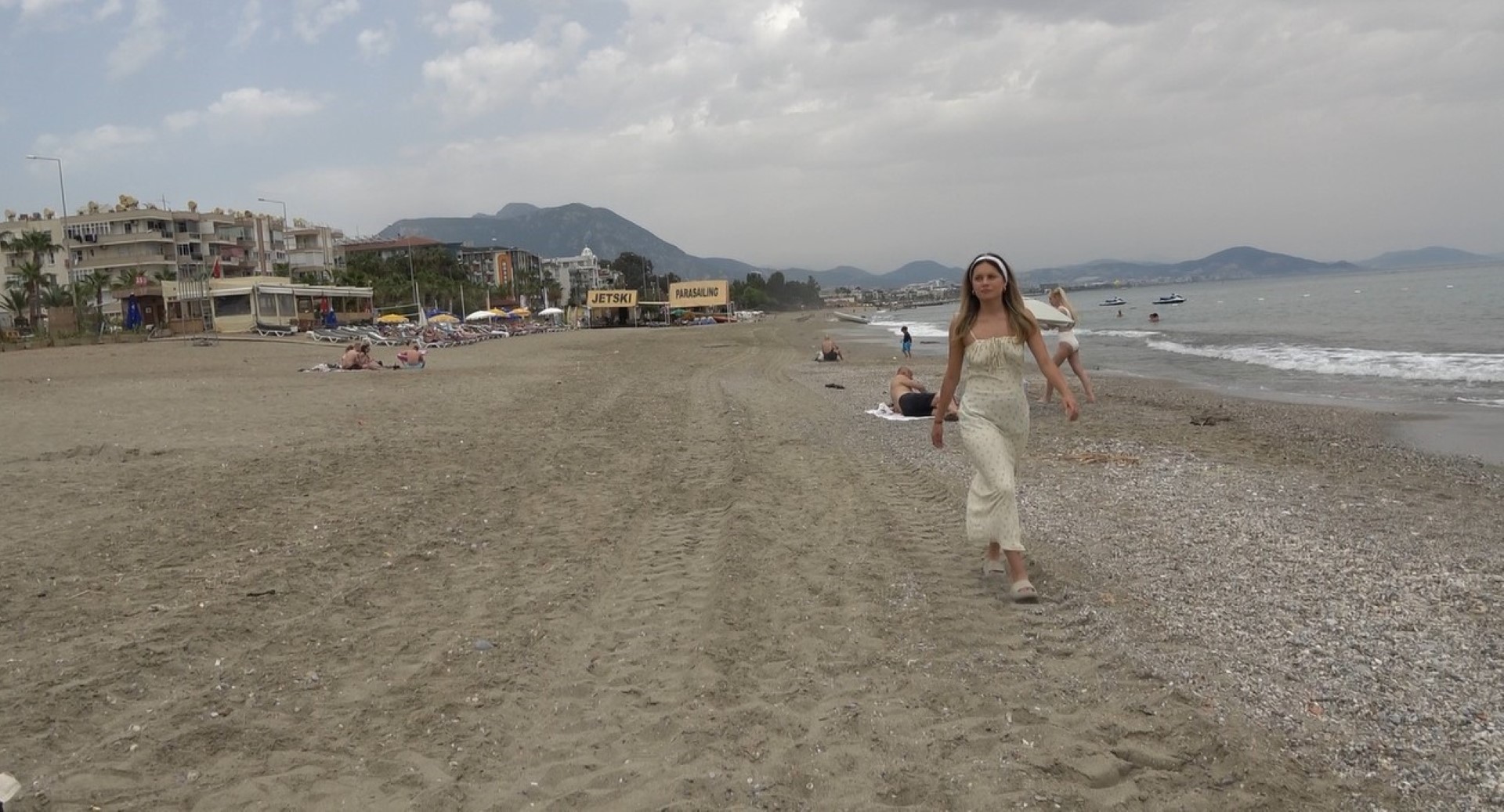 Türkiye'nin Gönüllü Turizm Elçisi İsveçli Köylü Güzeli (4) (Large)