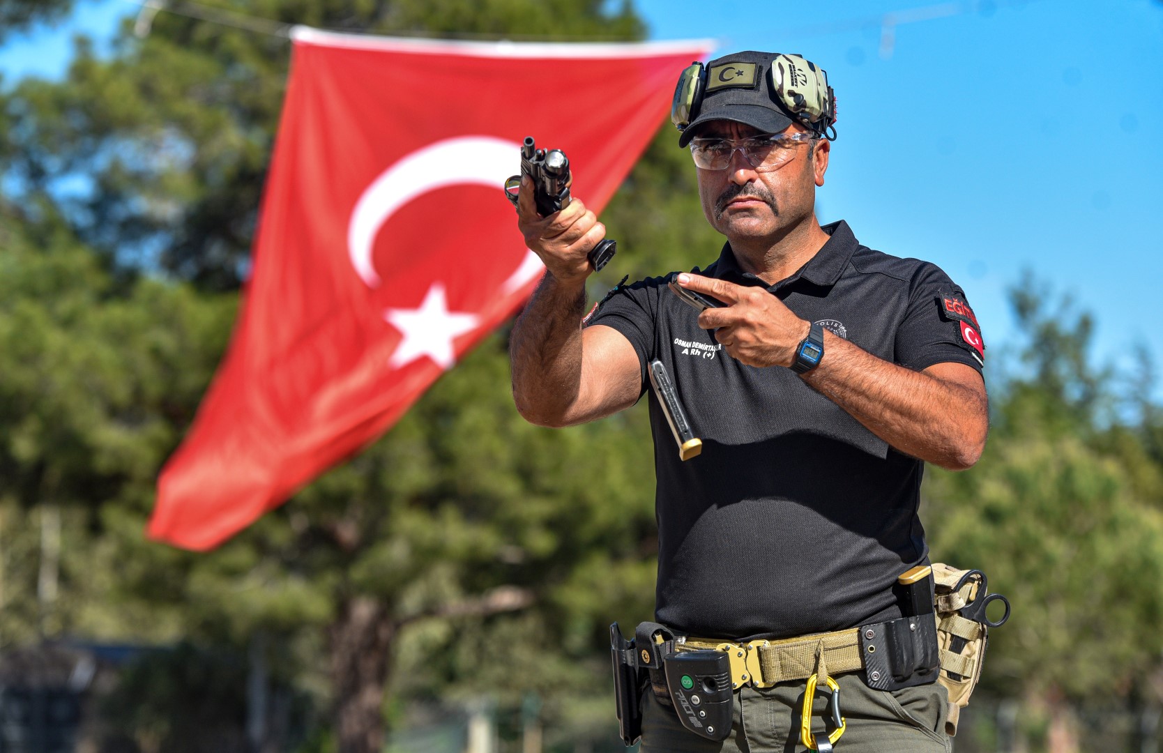 Yildirim Osman Hirvatistandaki Atis 709330 209903 (Large)