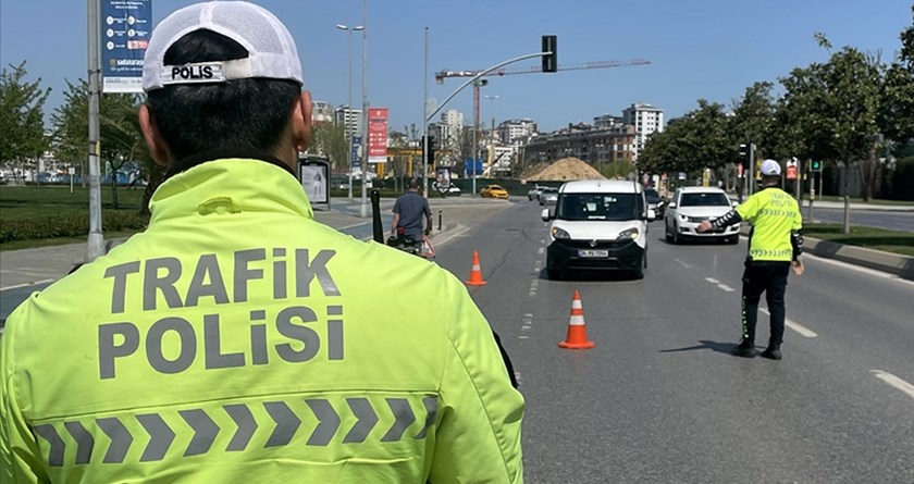 Yüksek Ses Müzik (2)