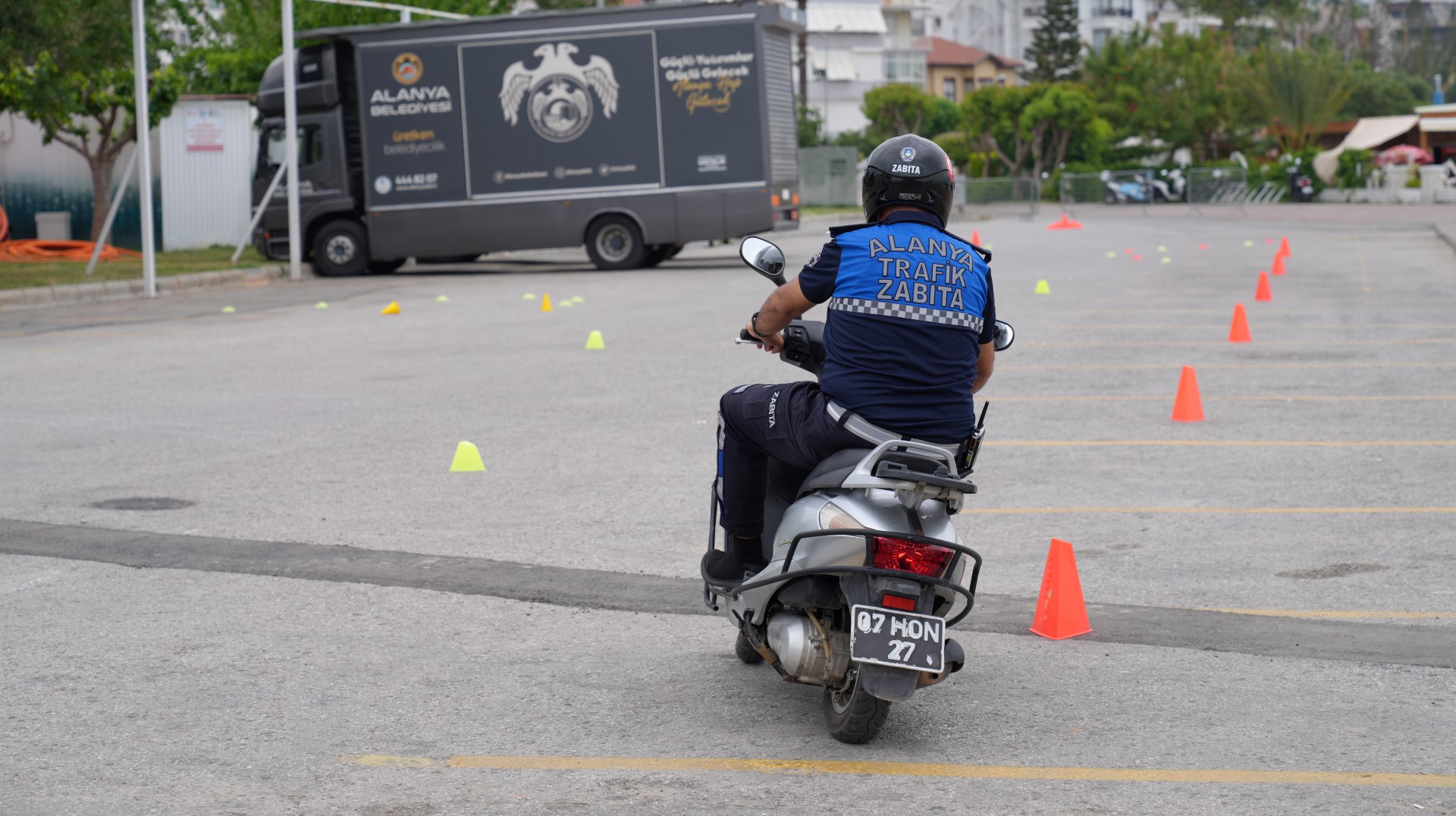 Zabıta Personeline Güvenli Sürüş Eğitimi (8) (Large)