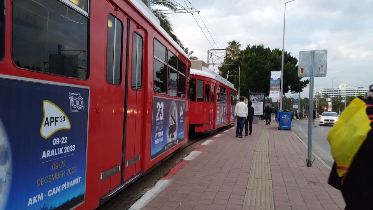 Antalyalılar tramvayı özledi