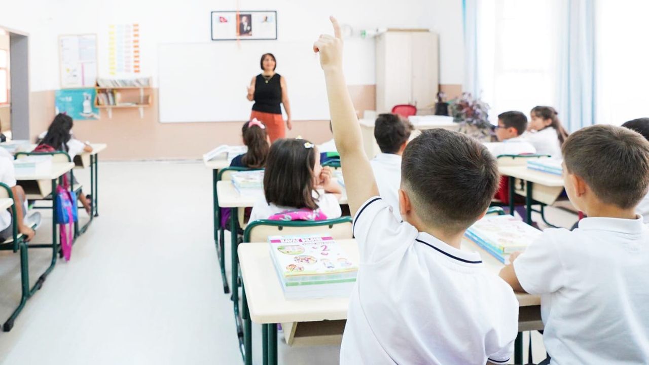 23 Nisan öğretmen ek ders ücreti ödenecek mi, kesinti olur mu? - Antalya  Gündem Gazetesi | Son Dakika Güncel Haberler