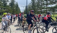 Adana'da bisiklet tutkunları ‘Sağlığın keyfini bisikletle sürelim’ sloganıyla pedalları çevirdi