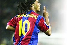 Acun Ilıcalı dünyaca ünlü yıldızı konseyde açıkladı, Ronaldinho kimdir, hangi takımlarda oynadı, kaç gol attı