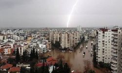 Antalya yağışa teslim oldu