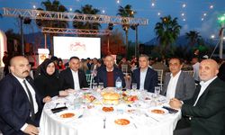 Başkan Yücel belediye personeli ile iftarda bir araya geldi