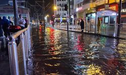 Son dakika... Antalya bir kez daha felaketi yaşadı... Kent merkezini su bastı