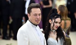 Elon Musk’un yeni sevilisi kim, Grimes’e aşkını açıkladı, hayranlarıyla tanıştırdı