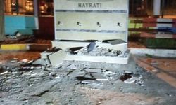 Antalya’da okula yaptırılan hayrat çeşmenin mermer bloğu çöktü, 7 yaşındaki Eymen'in kaval kemiği kırıldı