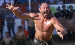 2024 Manavgat Güreşleri’nde Megastar Ali Gürbüz ilk turda öyle bir kura çekti ki… Bakın kiminle eşleşti, kimi yendi?