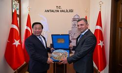 Çinli yetkililer kardeş olmak için Antalya’yı ziyaret etti