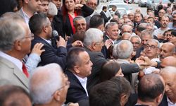 CHP'liler Antalya il binasında bayramlaştı