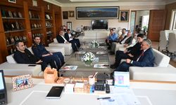 Kemer Belediye Başkanı Necati Topaloğlu’na tebrik ziyaretleri