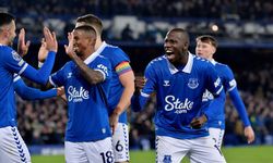 Newcastle United - Everton (2 Nisan) maçı saat kaçta?