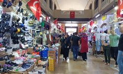 Antalya'nın tarih kokan Mısır Çarşısı'nda alışveriş