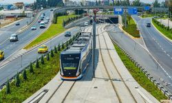 Antalya Büyükşehir Belediye Başkanı Muhittin Böcek’ten ilk metro müjdesi