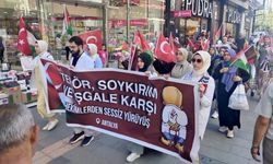 Antalya’da sessiz yürüyüş… Binlerce kişiden sessiz protesto
