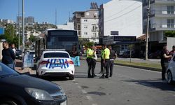 Antalya’da halk otobüsü trafik ışıklarında dehşet saçtı
