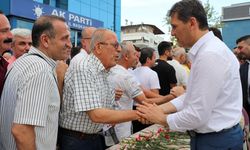 AK Parti Antalya İl Teşkilatı’nda büyük bayramlaştı
