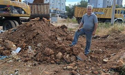 Antalya’nın göbeğindeki boş arazide neler oluyor? Muhtar o mahalleye dikkat çekti