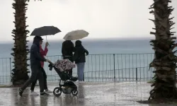 Antalya’ya sonbaharın ilk gününde yağmur sevinci