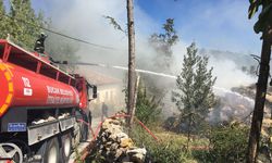 Burdur’da kaynak makinesinden çıkan kıvılcımlar samanları kül etti