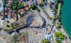 Antalya’daki tarihi kiliseler kaderine terk edildi, definecilerin kurbanı oldu!