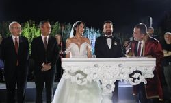 Özel ve Kılıçdaroğlu Antalya'da nikah şahidi oldu